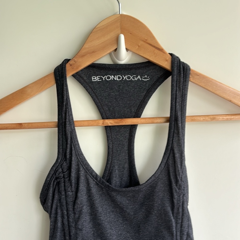 Beyond Yoga Ruched Racerback Tank Top XS - Picture 2 of 4